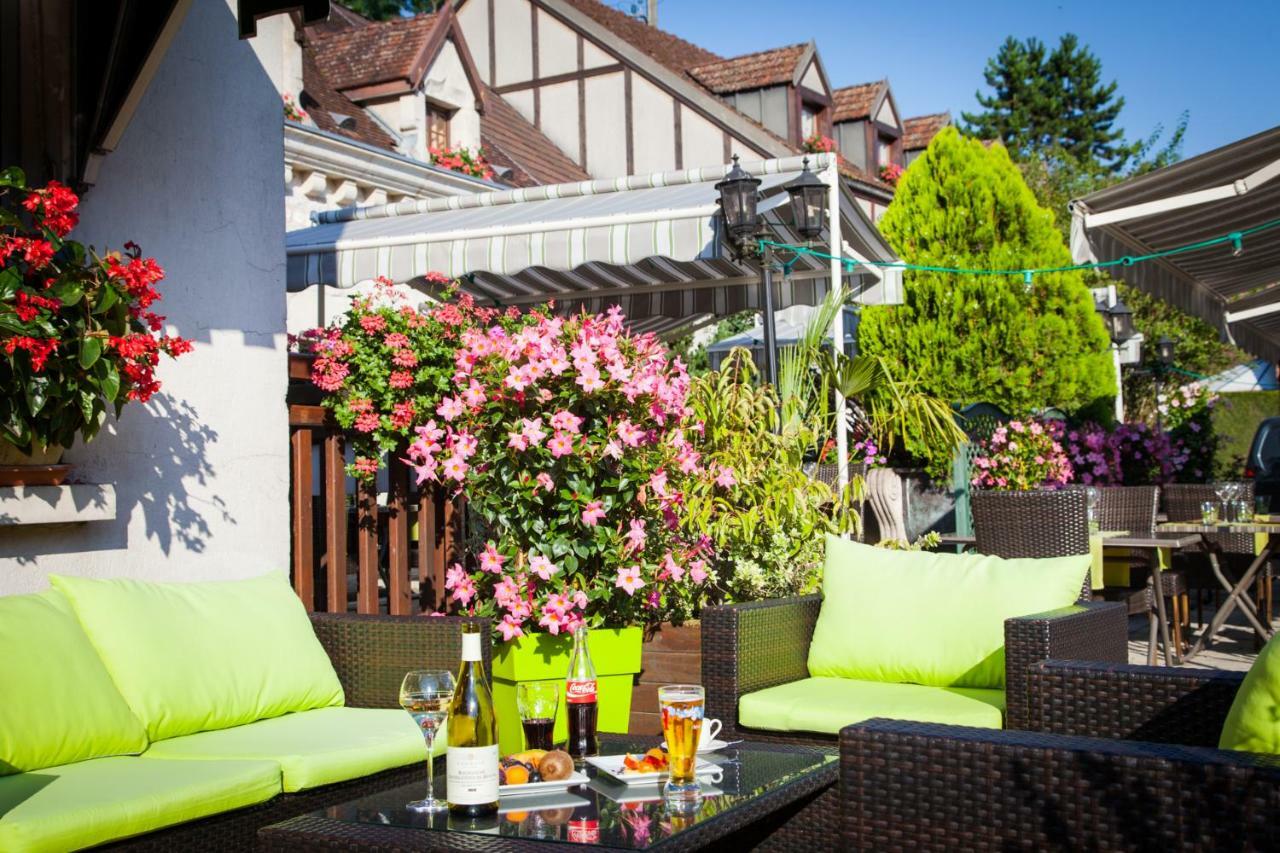 Hotel Logis Le Bourguignon Bèze Exterior foto